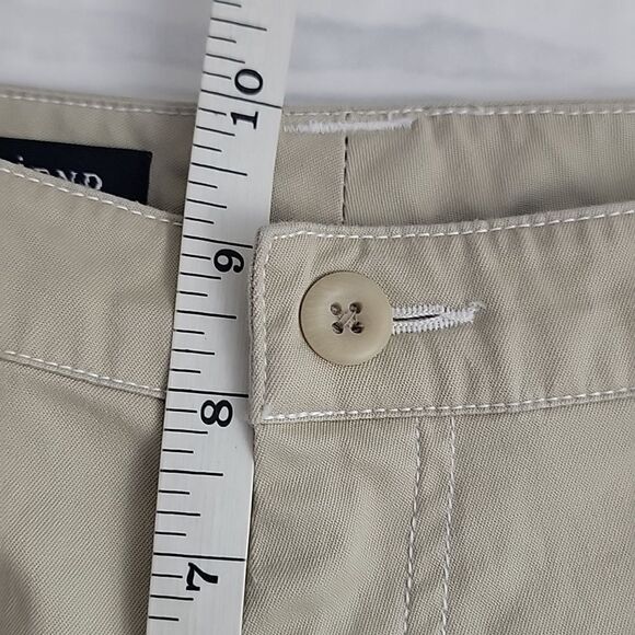 Lands End casual khaki pants Women's Size 8P - Picture 10 of 11